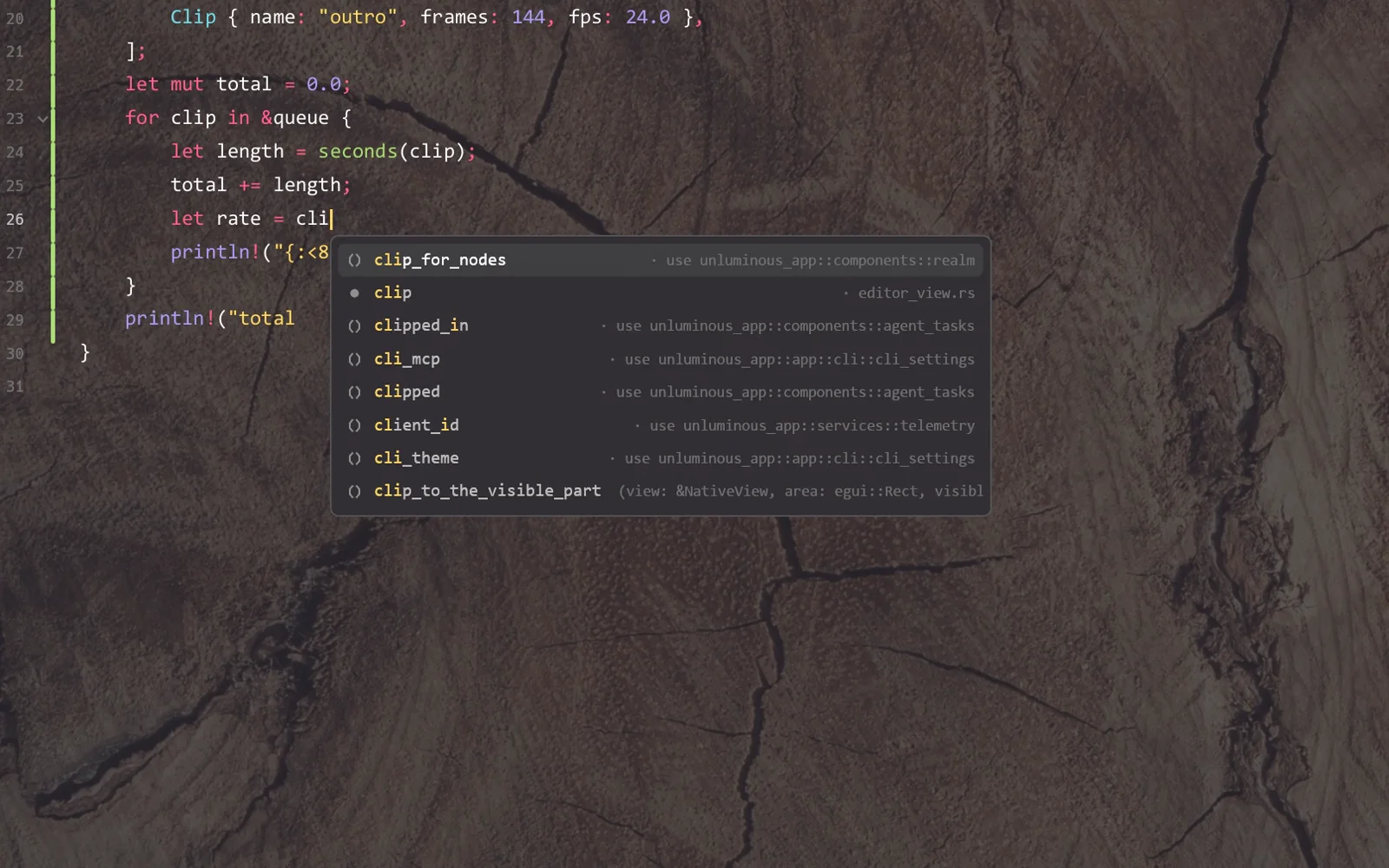 Typing clip. and the completion popup offering the struct fields